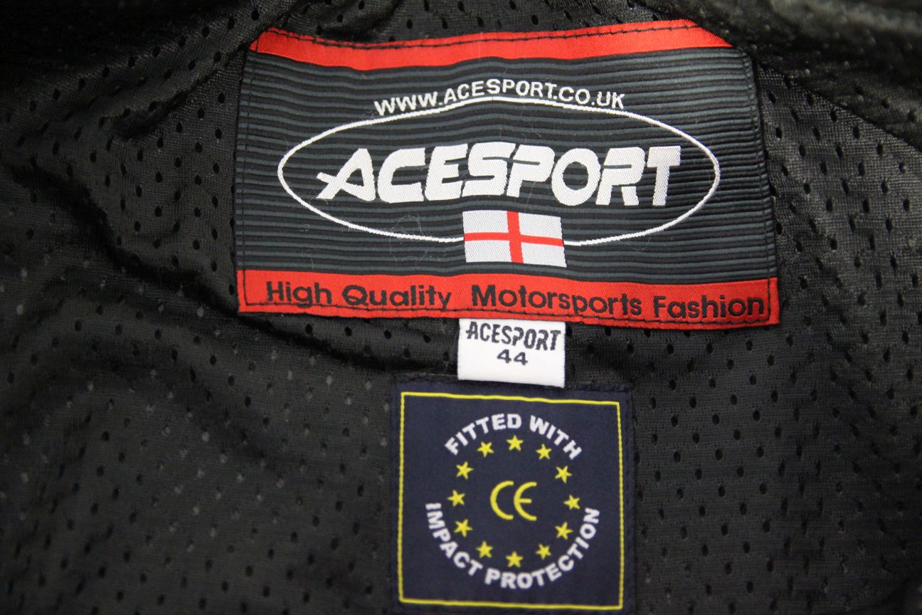ACESPORT BLACK LEATHER BIKER TROUSERS WITH CE ARMOUR: WAIST 44"/INSIDE LEG 32"