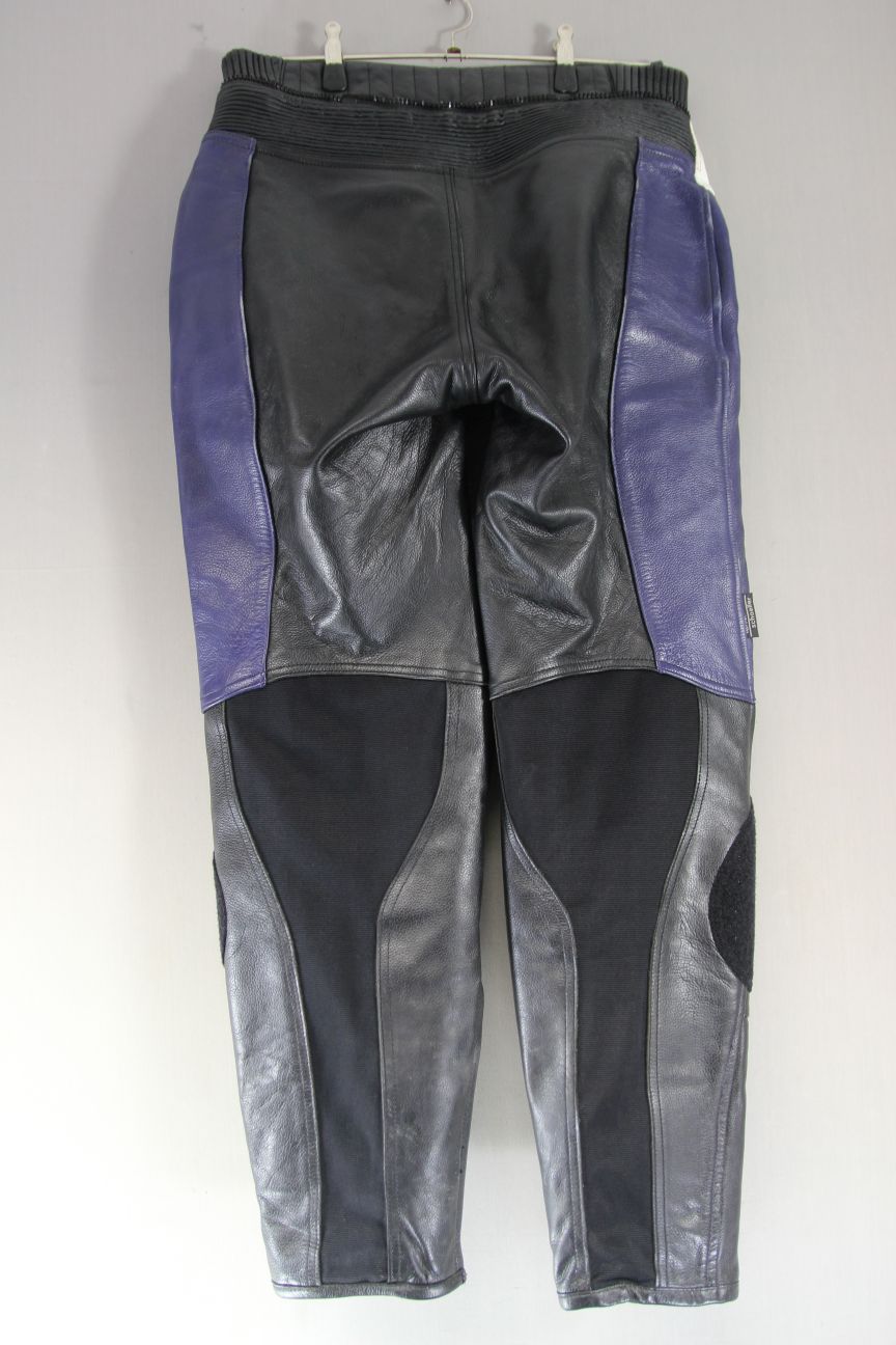 RICHA BLACK, BLUE & WHITE LEATHER BIKER TROUSERS + CE ARMOUR: WAIST 36"/LEG 31"