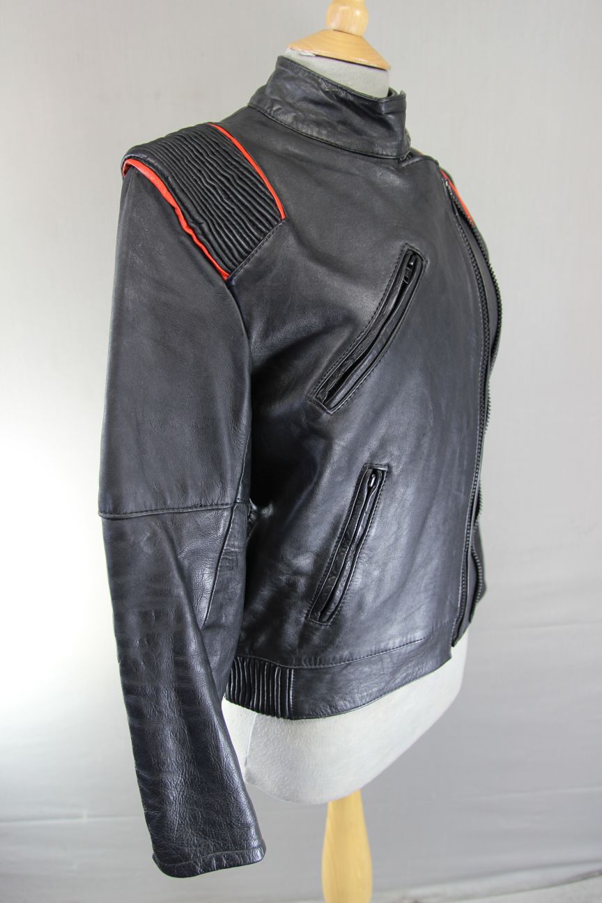 VINTAGE KETT BLACK & RED COWHIDE LEATHER BIKER JACKET: SIZE 12 36 INCH CHEST