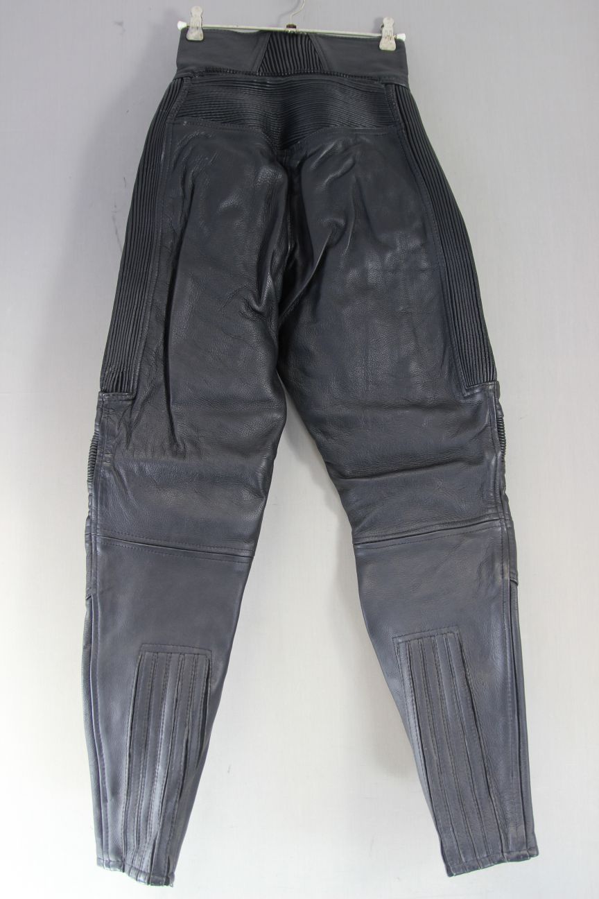BELSTAFF BLACK LEATHER BIKER TROUSERS SIZE 10: WAIST 22-24 IN/INSIDE LEG 28 IN