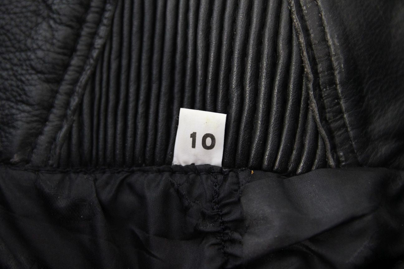 BELSTAFF BLACK LEATHER BIKER TROUSERS SIZE 10: WAIST 22-24 IN/INSIDE LEG 28 IN