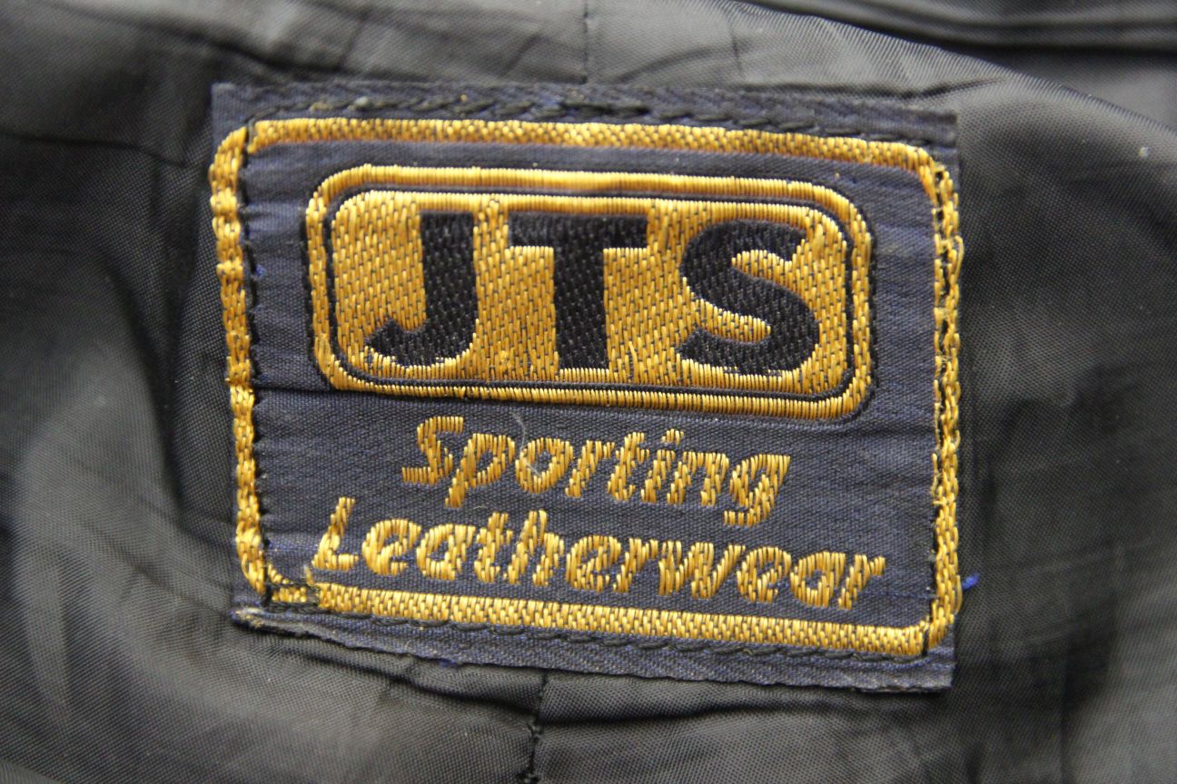 JTS BLACK LEATHER BIKER TROUSERS WAIST 38-40 INCH/INSIDE LEG 28 INCH (SHORT FIT)