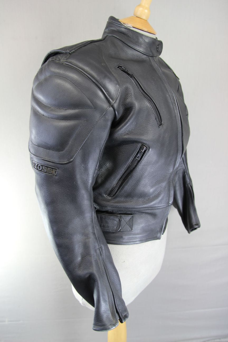 RIOSSI BLACK COWHIDE LEATHER BIKER JACKET WITH PROTECTORS/THERMAL LINING SIZE 10