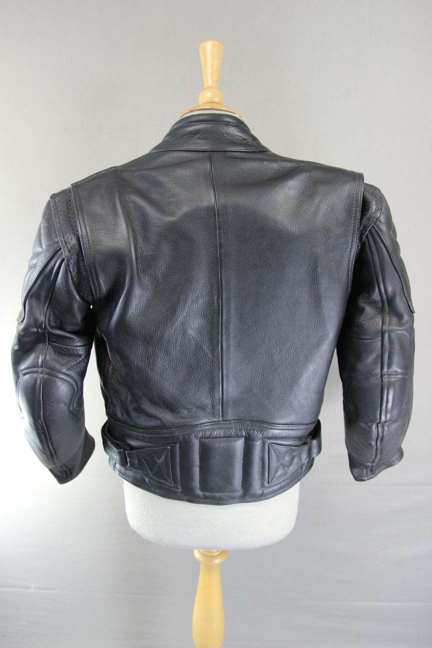 RIOSSI BLACK COWHIDE LEATHER BIKER JACKET WITH PROTECTORS/THERMAL LINING SIZE 10