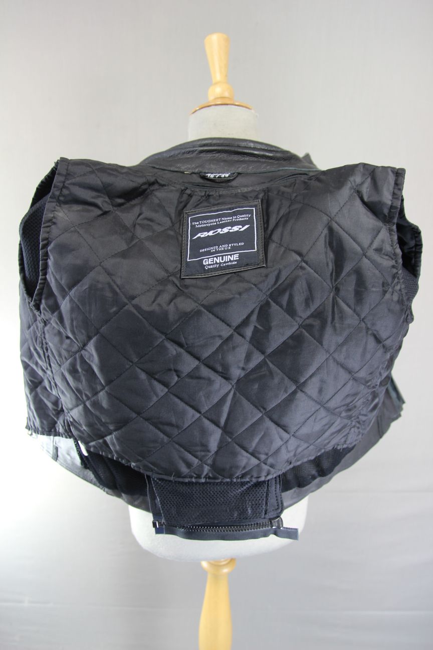 RIOSSI BLACK COWHIDE LEATHER BIKER JACKET WITH PROTECTORS/THERMAL LINING SIZE 10