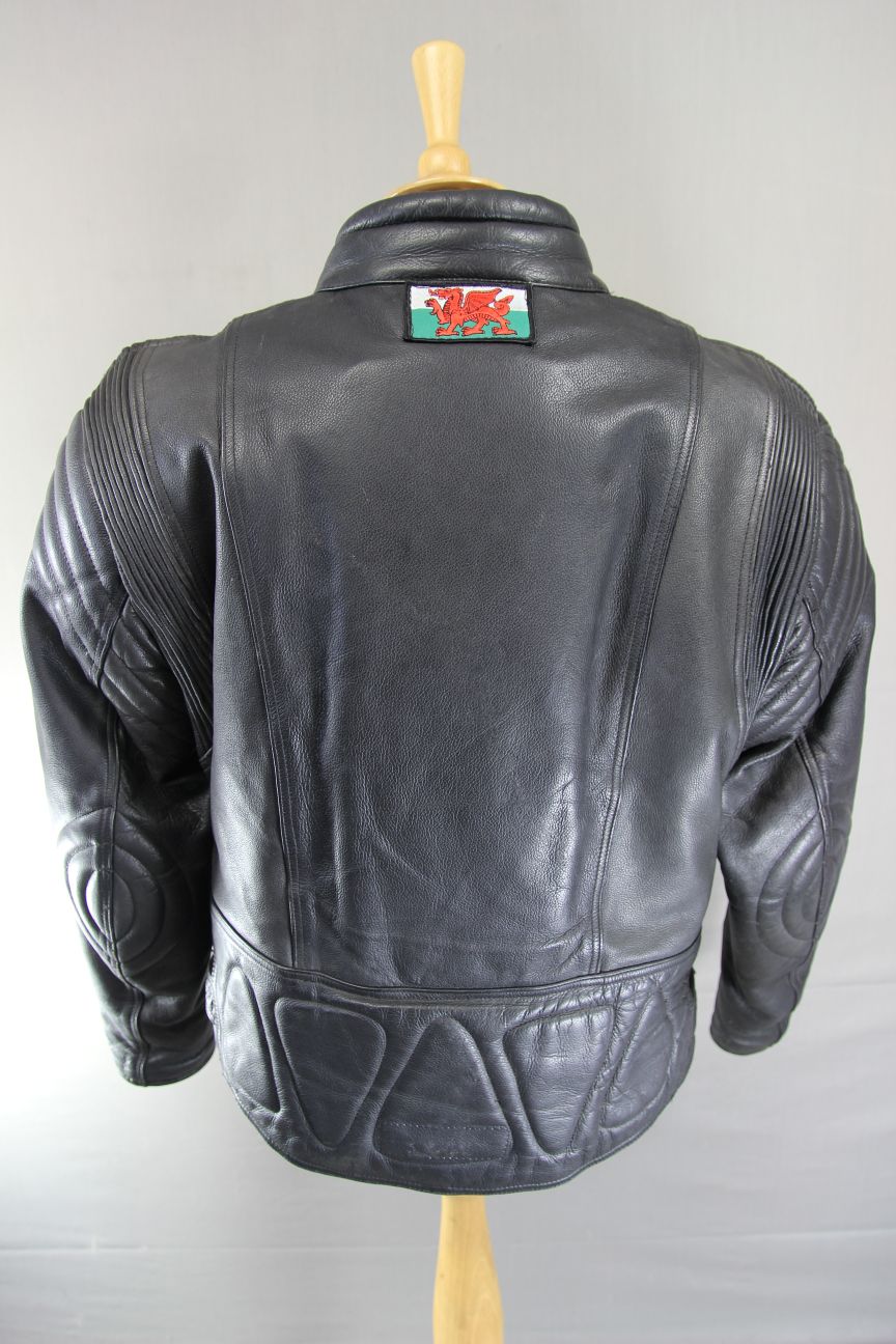 AKITO BLACK LEATHER BIKER JACKET WITH BACK, SHOULDER & ELBOW CE ARMOUR 40-42"