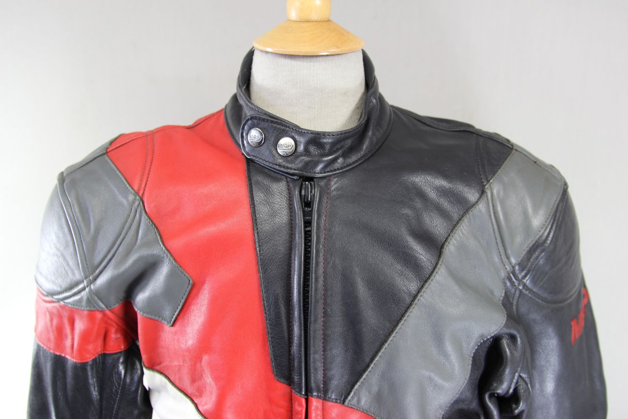 MQP BLACK, RED, WHITE & GREY LEATHER BIKER JACKET WITH BACK PROTECTOR: 42 INCHES