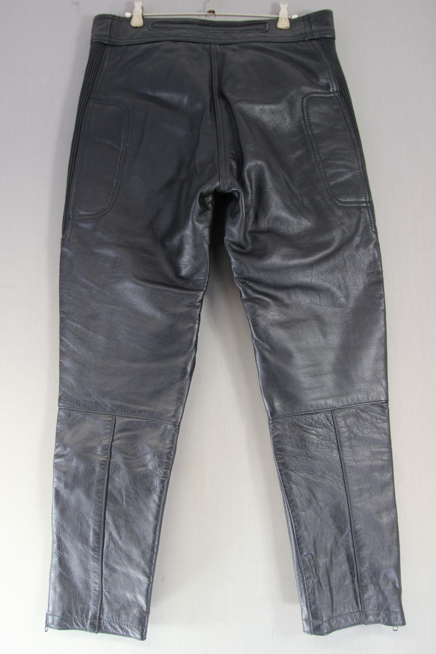 SKINTAN LADIES BLACK LEATHER BIKER TROUSERS: WAIST 32 IN/INSIDE LEG 29 IN/LARGE