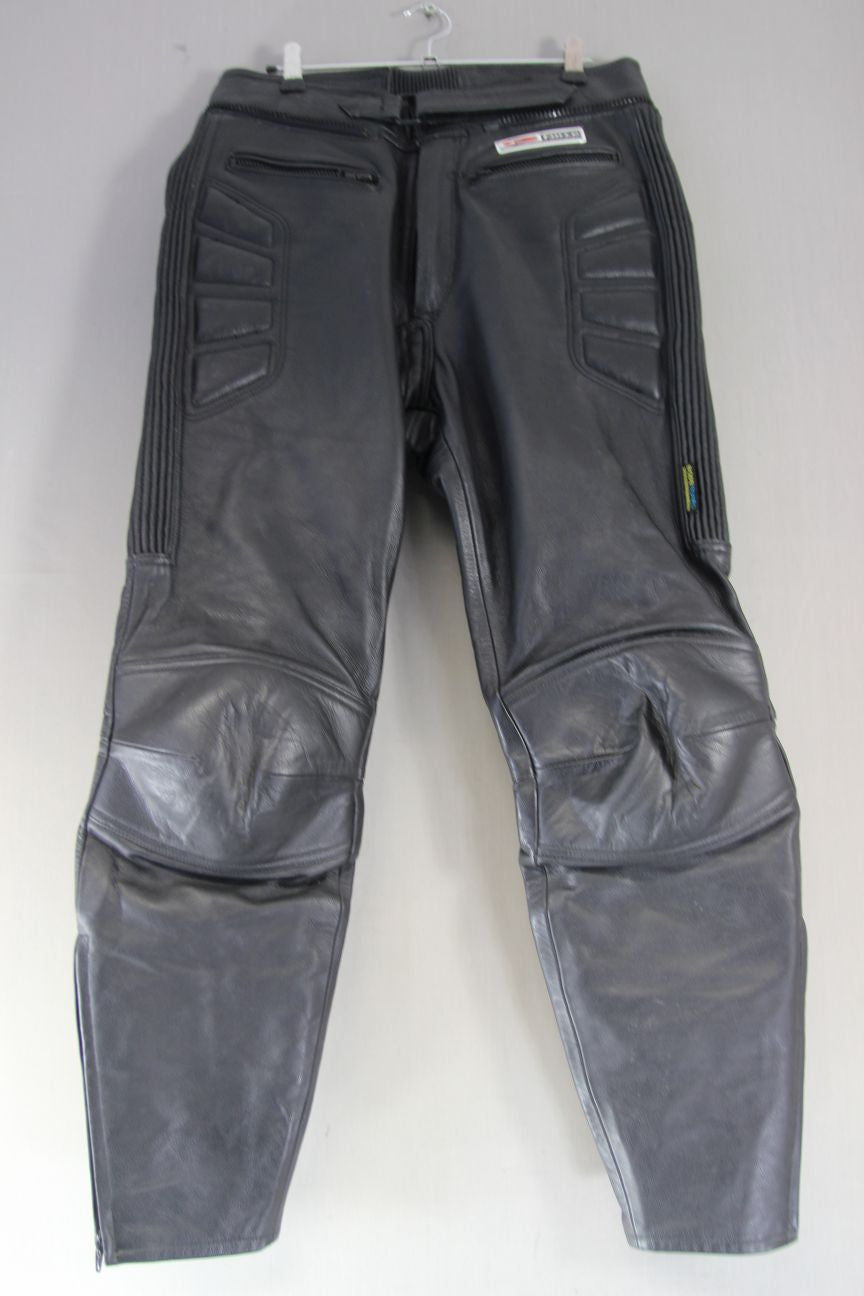 AKITO G-FORCE BLACK LEATHER BIKER TROUSERS: WAIST 32 INCHES/INSIDE LEG 29 INCHES