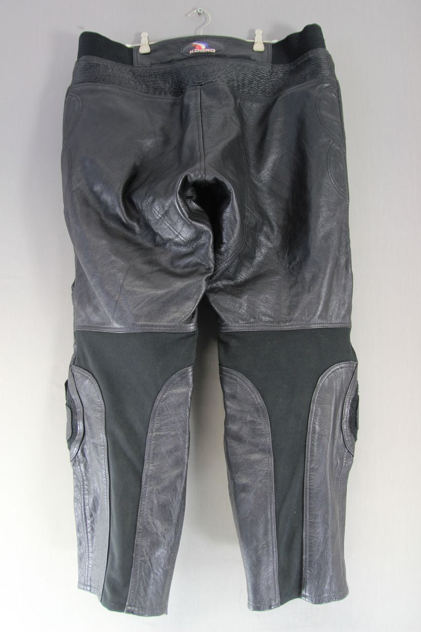 KOORD BLACK LEATHER BIKER TROUSERS + PROTECTORS/KNEE SLIDERS: WAIST 40"/LEG 29"