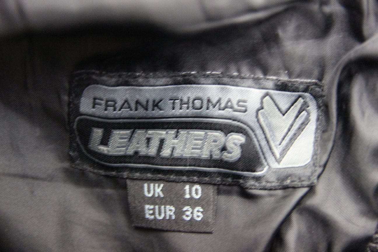 FRANK THOMAS BLACK LEATHER BIKER TROUSERS SIZE 10: WAIST 30 IN/INSIDE LEG 29 IN