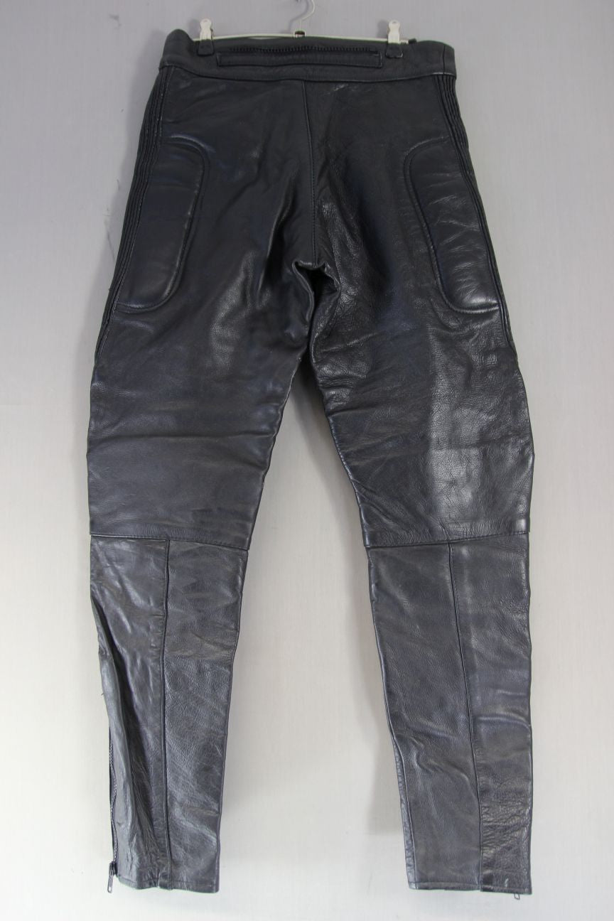 CLASSIC BLACK COWHIDE LEATHER BIKER TROUSERS: WAIST 30 INCH/INSIDE LEG 30 INCH