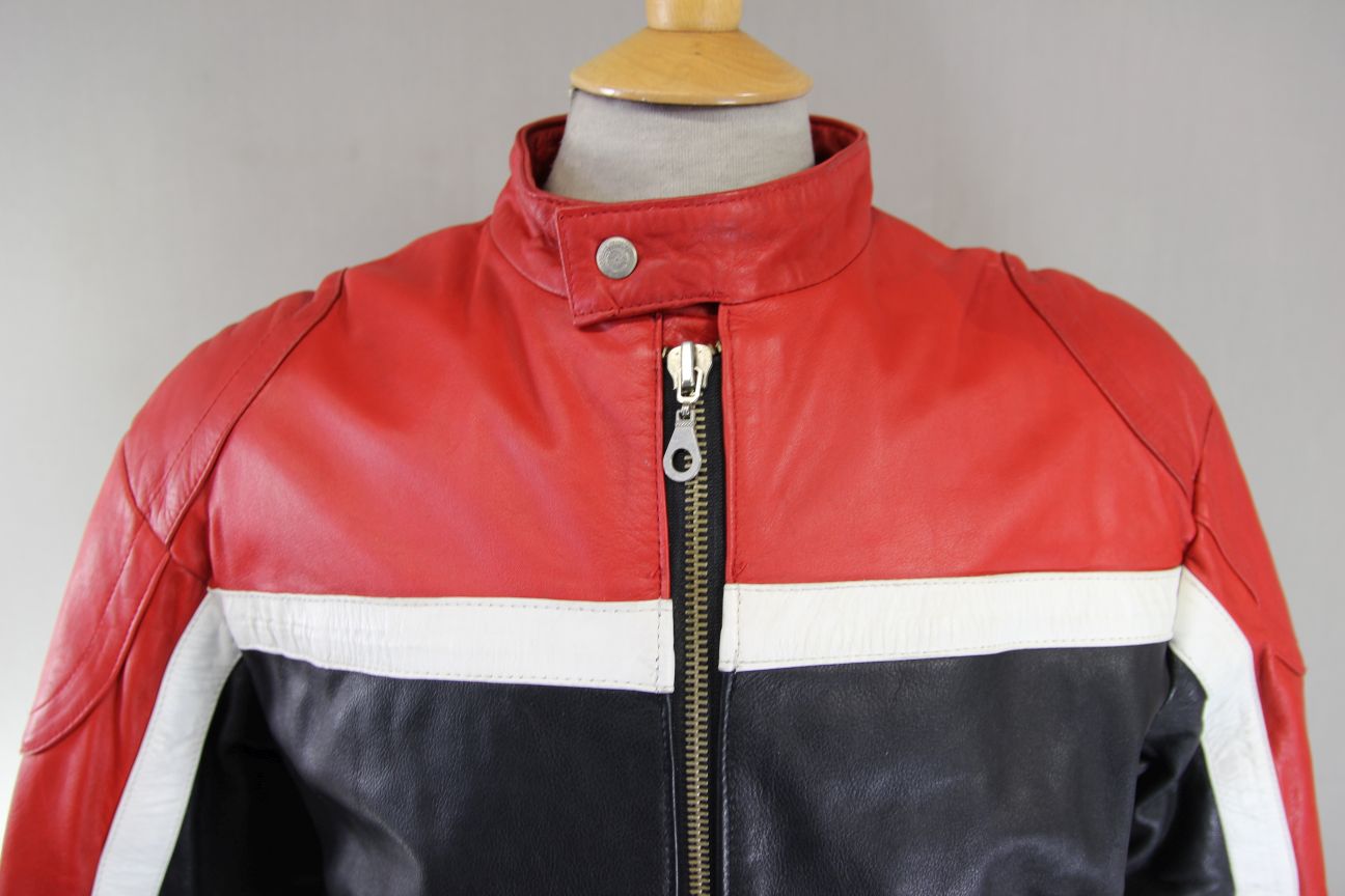 CLASSIC AKDEDE DERI BLACK, RED & WHITE LEATHER BIKER JACKET 38-40 INCH/MEDIUM