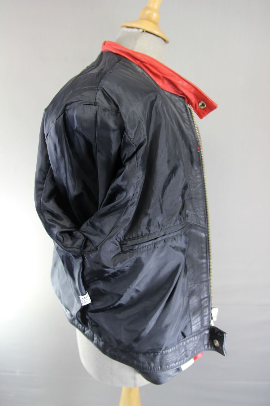 CLASSIC AKDEDE DERI BLACK, RED & WHITE LEATHER BIKER JACKET 38-40 INCH/MEDIUM