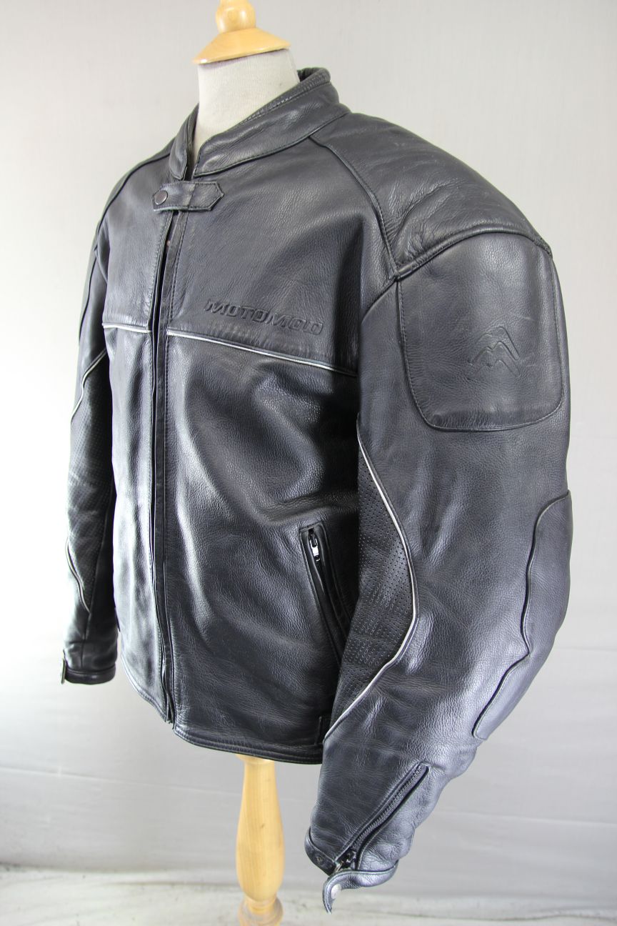 MOTOMOD BLACK LEATHER BIKER JACKET WITH CE ARMOUR & ADDITIONAL LINING 46"