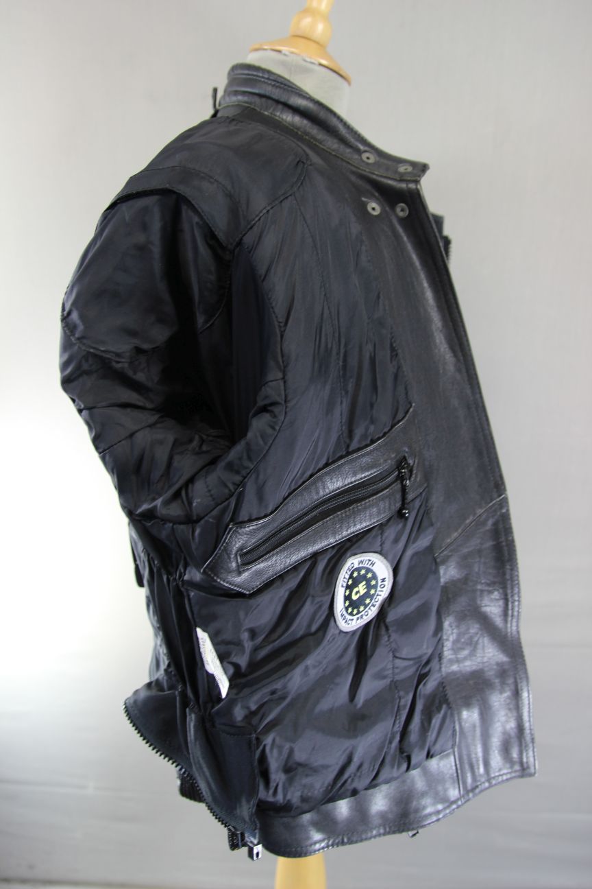 RICHA CLASSIC BLACK LEATHER BIKER JACKET WITH CE BACK PROTECTOR: SIZE 16