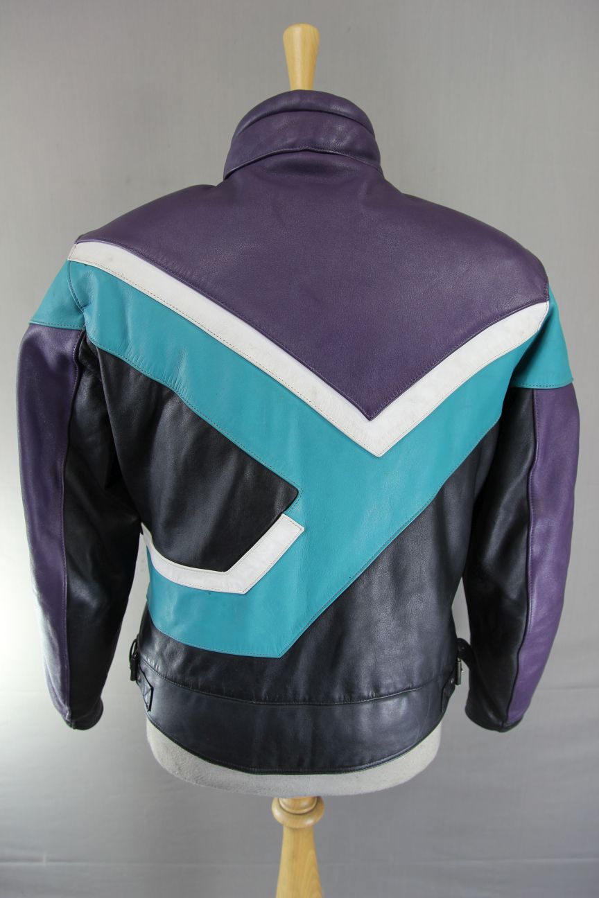VINTAGE POLO SPORTS PURPLE, BLACK, TURQUOISE & WHITE LEATHER BIKER JACKET 40 IN