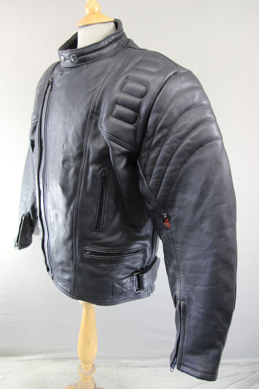 RICHA BLACK LEATHER BIKER JACKET WITH BACK, SHOULDER & ELBOW CE ARMOUR 46-48 IN