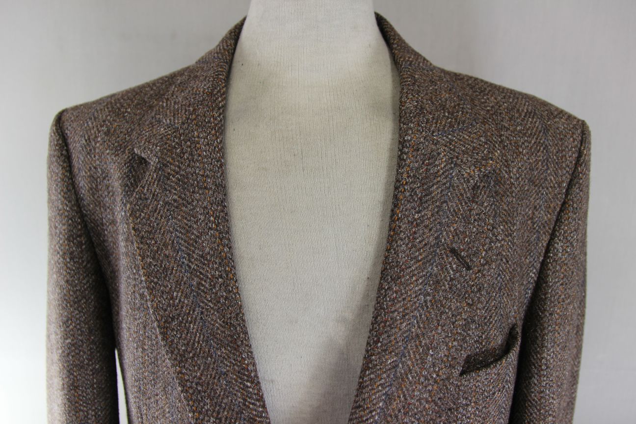 BRITISH MADE HODGES PURE WOOL CLASSIC STRIPED BROWN TWEED JACKET 44 INCH