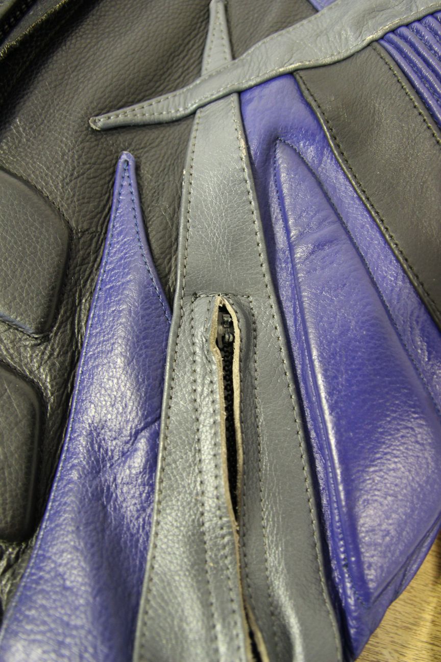 CLASSIC BLACK, BLUE & SILVER LEATHER BIKER JACKET 38 INCH/SMALL