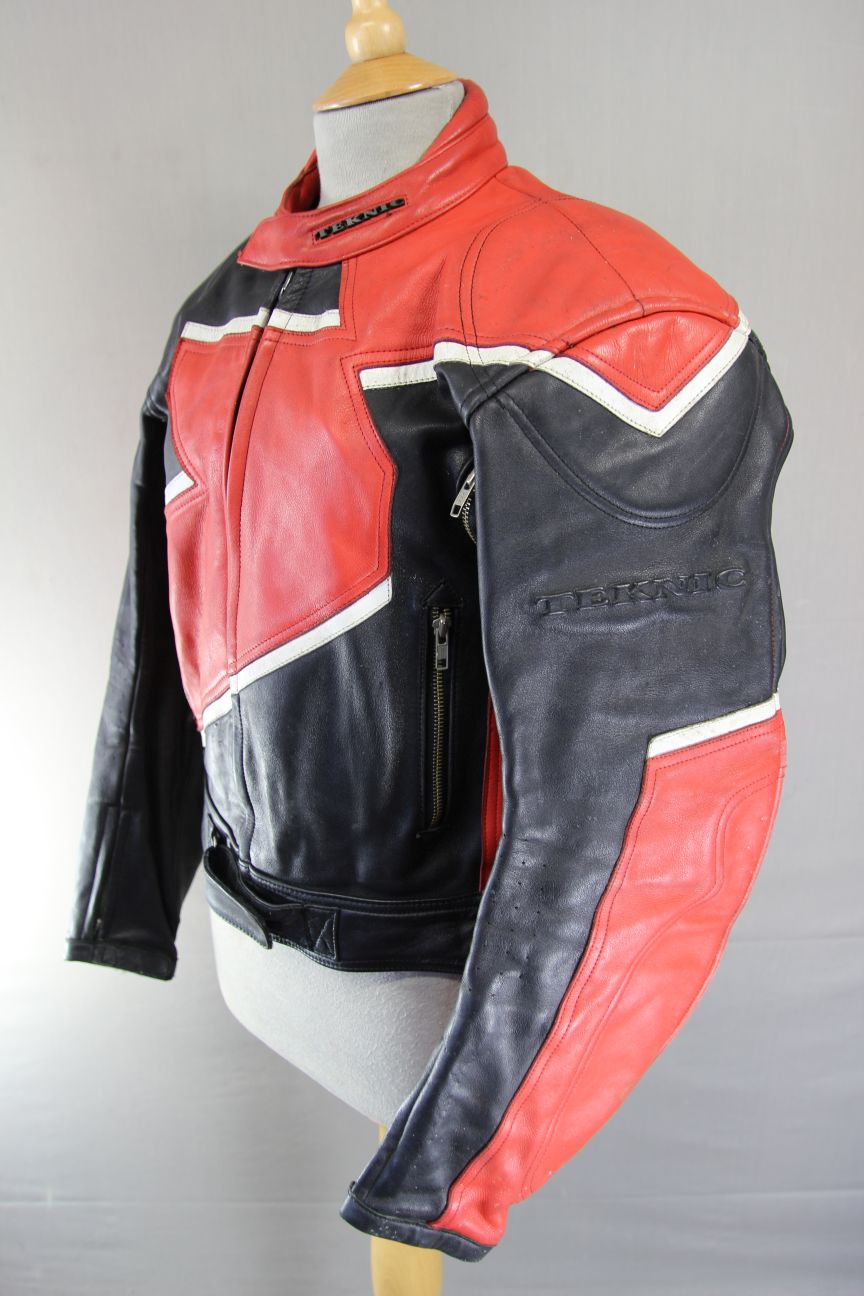 VINTAGE TEKNIC BLACK, RED & WHITE LEATHER BIKER JACKET 38-40 INCH CHEST