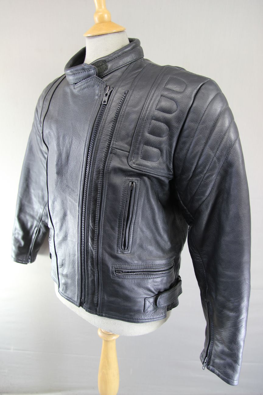 LADIES CLASSIC BLACK LEATHER BIKER JACKET 40-42 INCH CHEST/SIZE 18