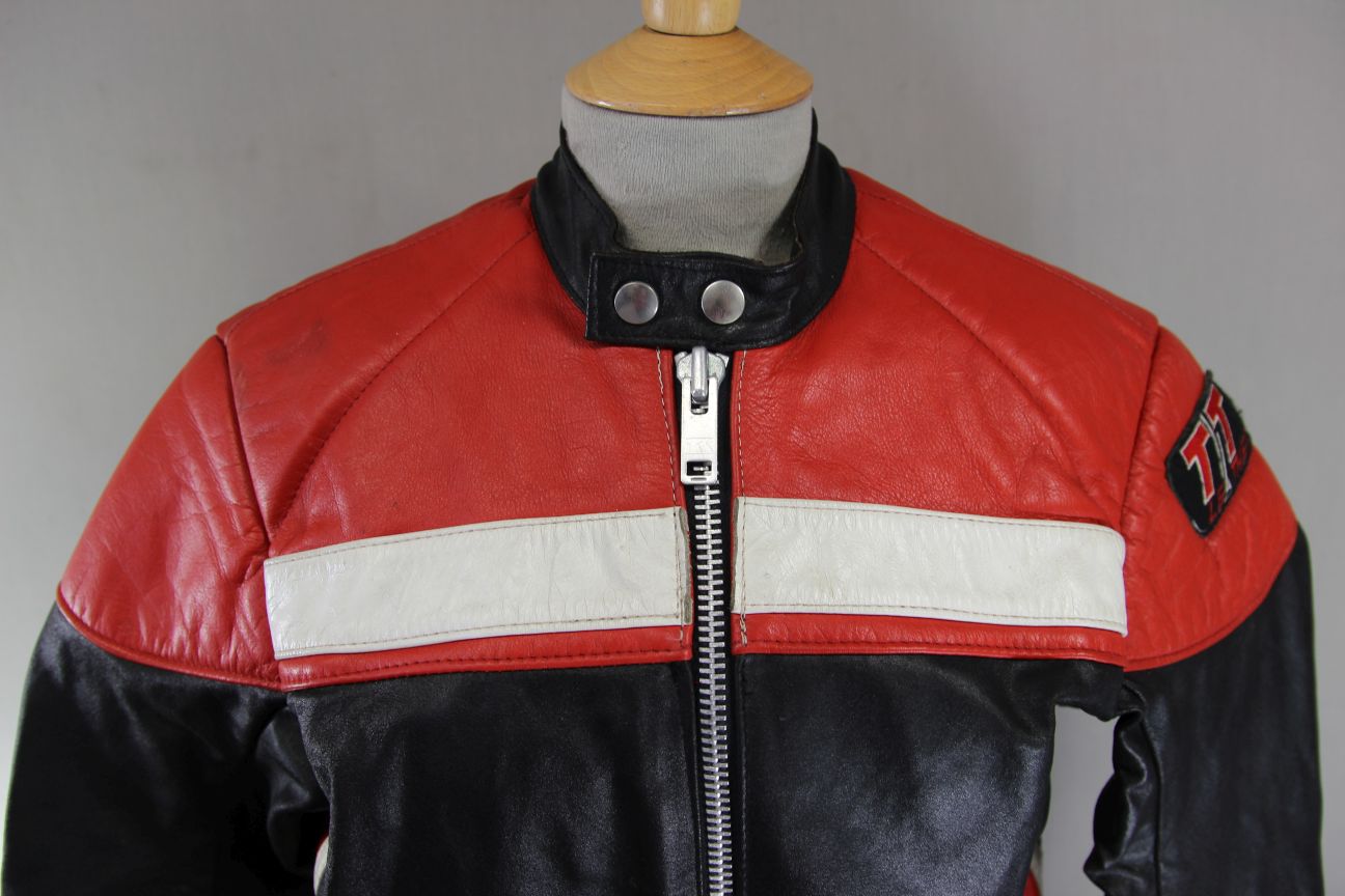 VINTAGE 1970's BLACK, RED & WHITE TT LEATHERS BRITISH MADE BIKER JACKET 38 INCH