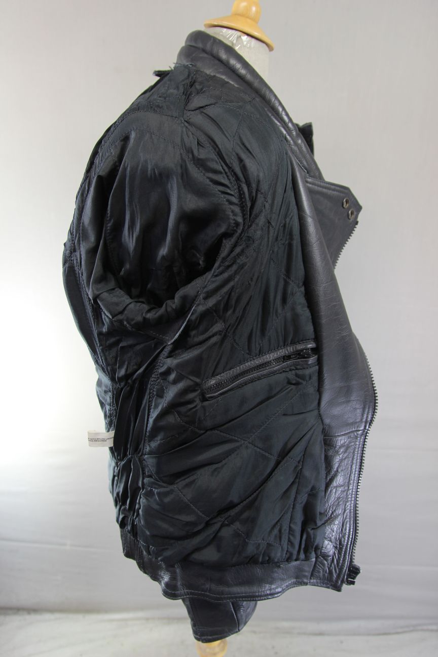 CLASSIC BLACK COWHIDE LEATHER BIKER JACKET 44 INCH CHEST/LARGE