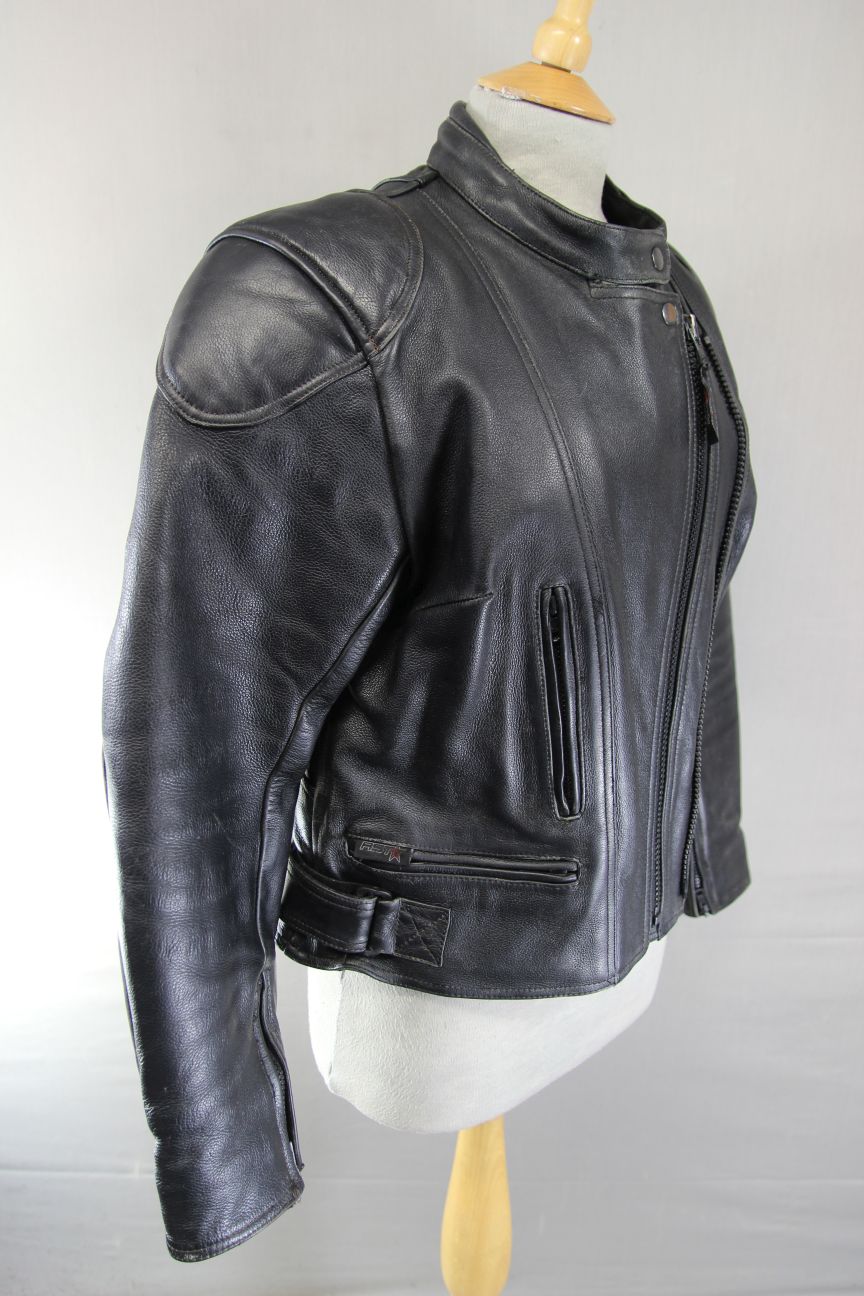 RST BRITISH DESIGNED BLACK COWHIDE LEATHER BIKER JACKET + BACK PROTECTOR SIZE 12