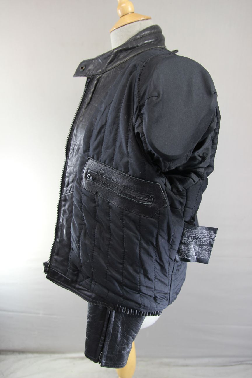 ASHMAN BLACK COWHIDE LEATHER BIKER JACKET + BACK & SHOULDER PROTECTORS: SIZE 18