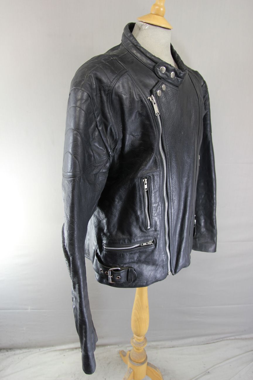 CLASSIC BLACK LEATHER BIKER JACKET 40 INCH/MEDIUM