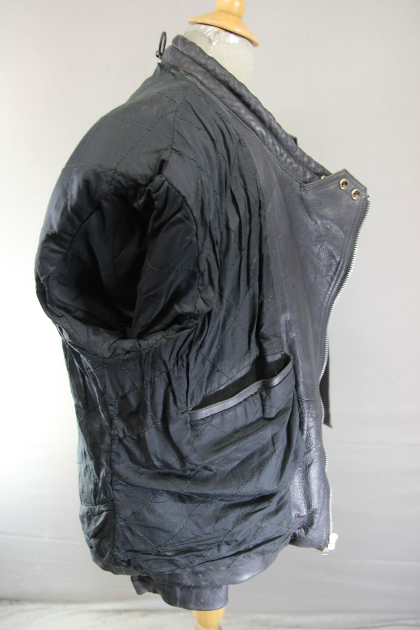 CLASSIC BLACK LEATHER BIKER JACKET 40 INCH/MEDIUM