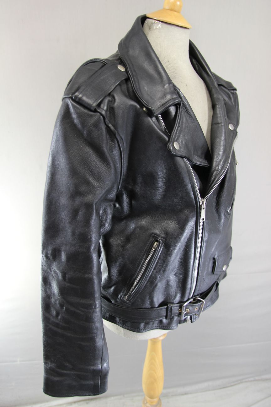 VINTAGE 1970's/1980's PUNK ROCK SKIN COWHIDE LEATHER BLACK BIKER JACKET 44-46 IN