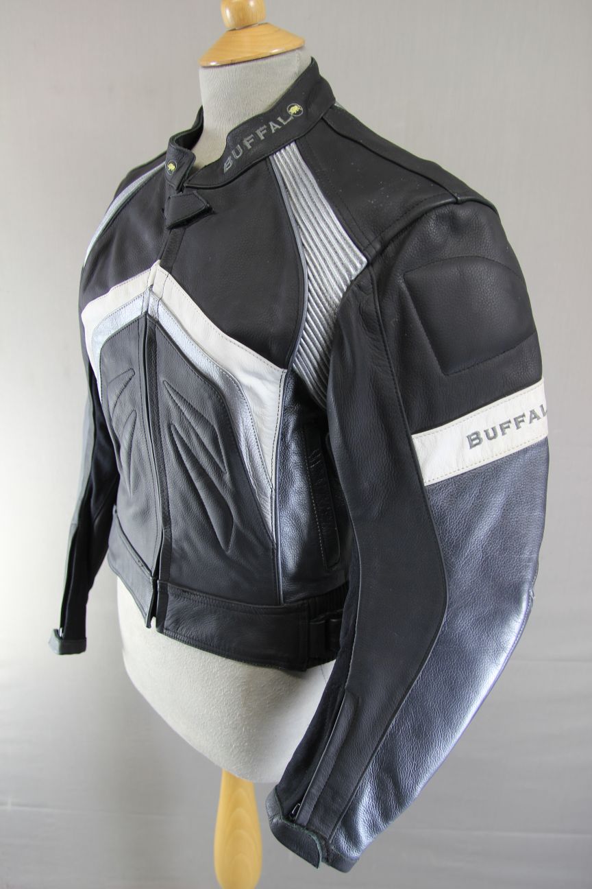BUFFALO BLACK & SILVER LEATHER BIKER JACKET WITH REMOVABLE CE ARMOUR: SIZE 14