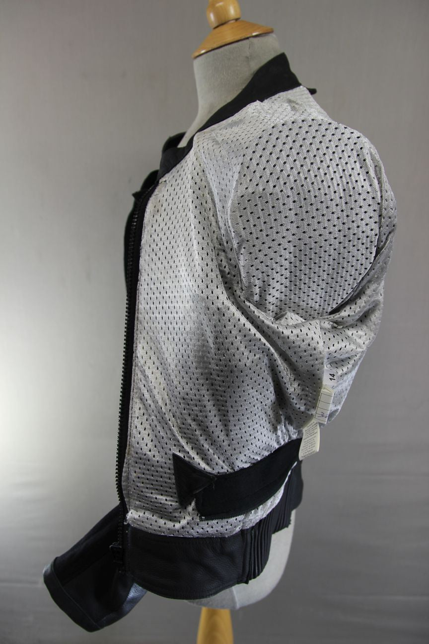BUFFALO BLACK & SILVER LEATHER BIKER JACKET WITH REMOVABLE CE ARMOUR: SIZE 14