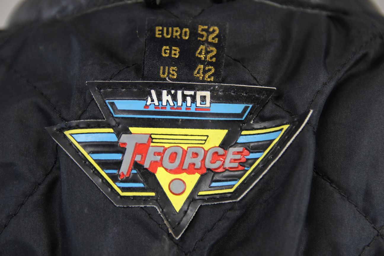 CLASSIC AKITO T-FORCE PLUS BLACK LEATHER BIKER JACKET 40-42 INCH CHEST