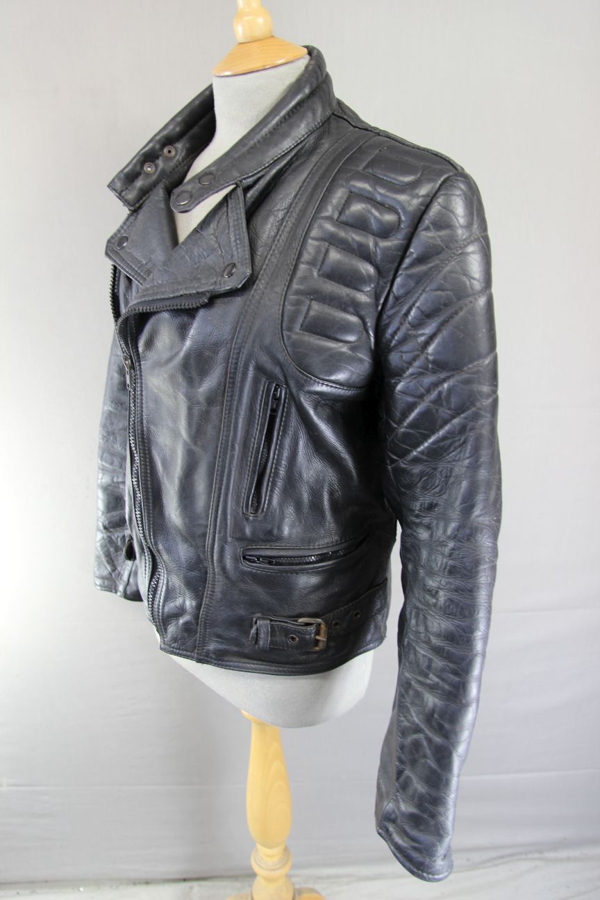 ROCHELLE DESIGN CLASSIC BLACK LEATHER BIKER JACKET WITH FOLD DOWN COLLARS 38-40"