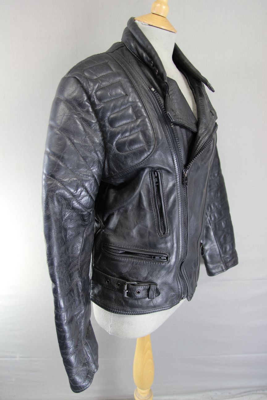 ROCHELLE DESIGN CLASSIC BLACK LEATHER BIKER JACKET WITH FOLD DOWN COLLARS 38-40"