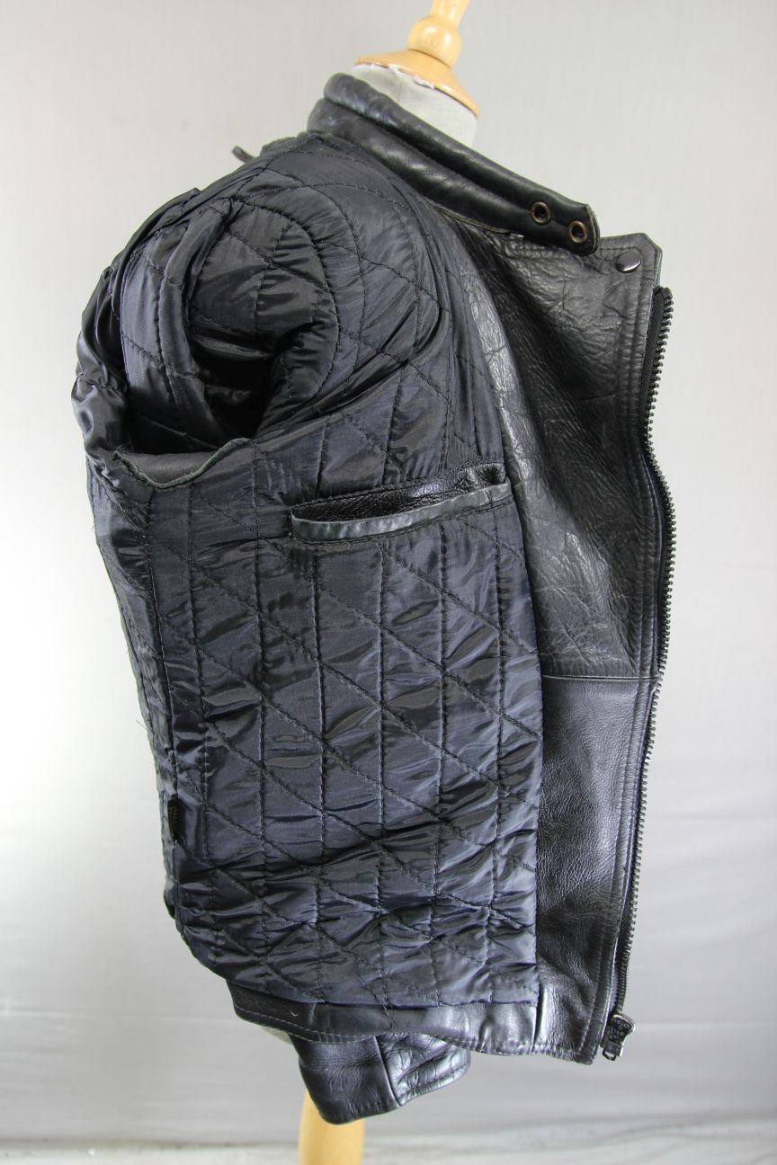 ROCHELLE DESIGN CLASSIC BLACK LEATHER BIKER JACKET WITH FOLD DOWN COLLARS 38-40"