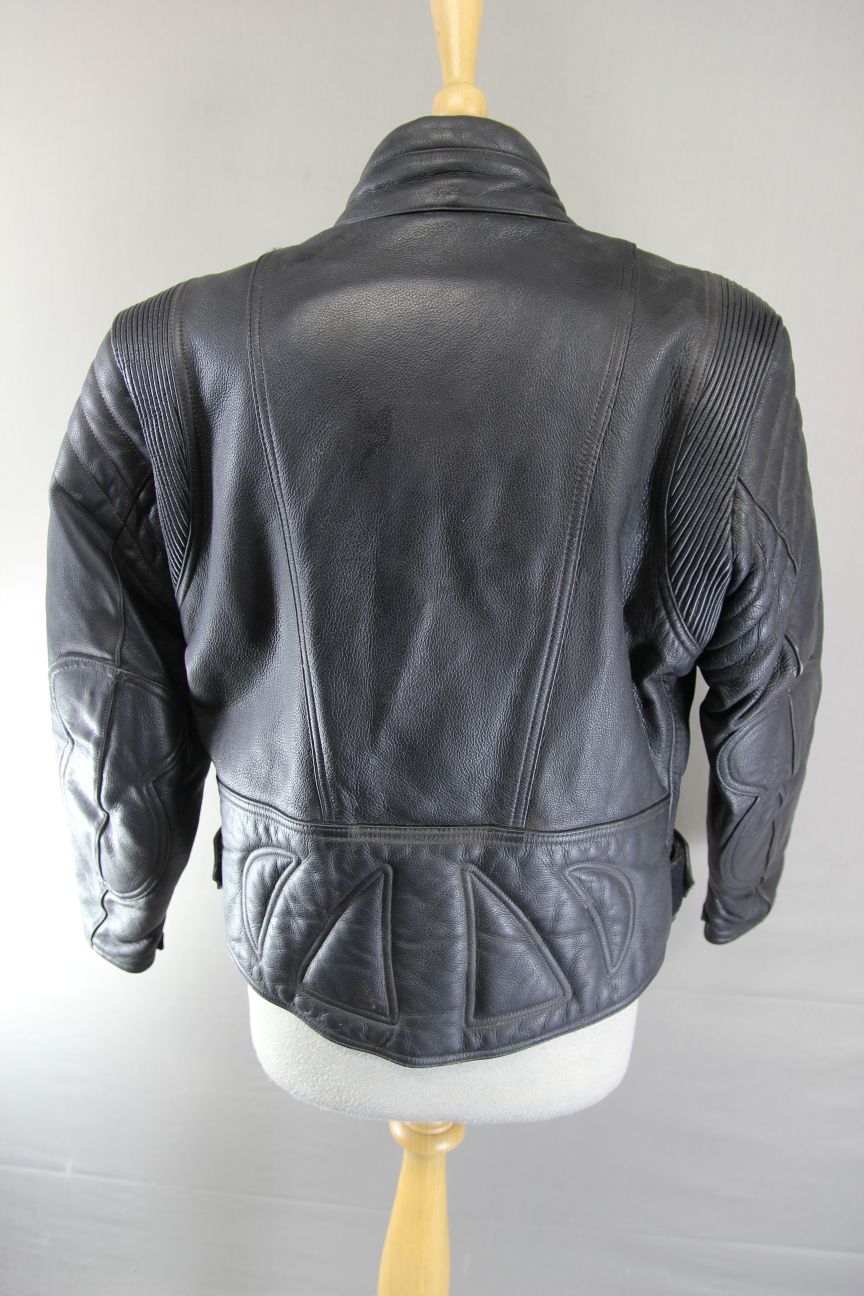 RIDER BLACK LEATHER BIKER JACKET WITH BACK PAD: SIZE 14/36-38"/EUROPEAN SIZE 40