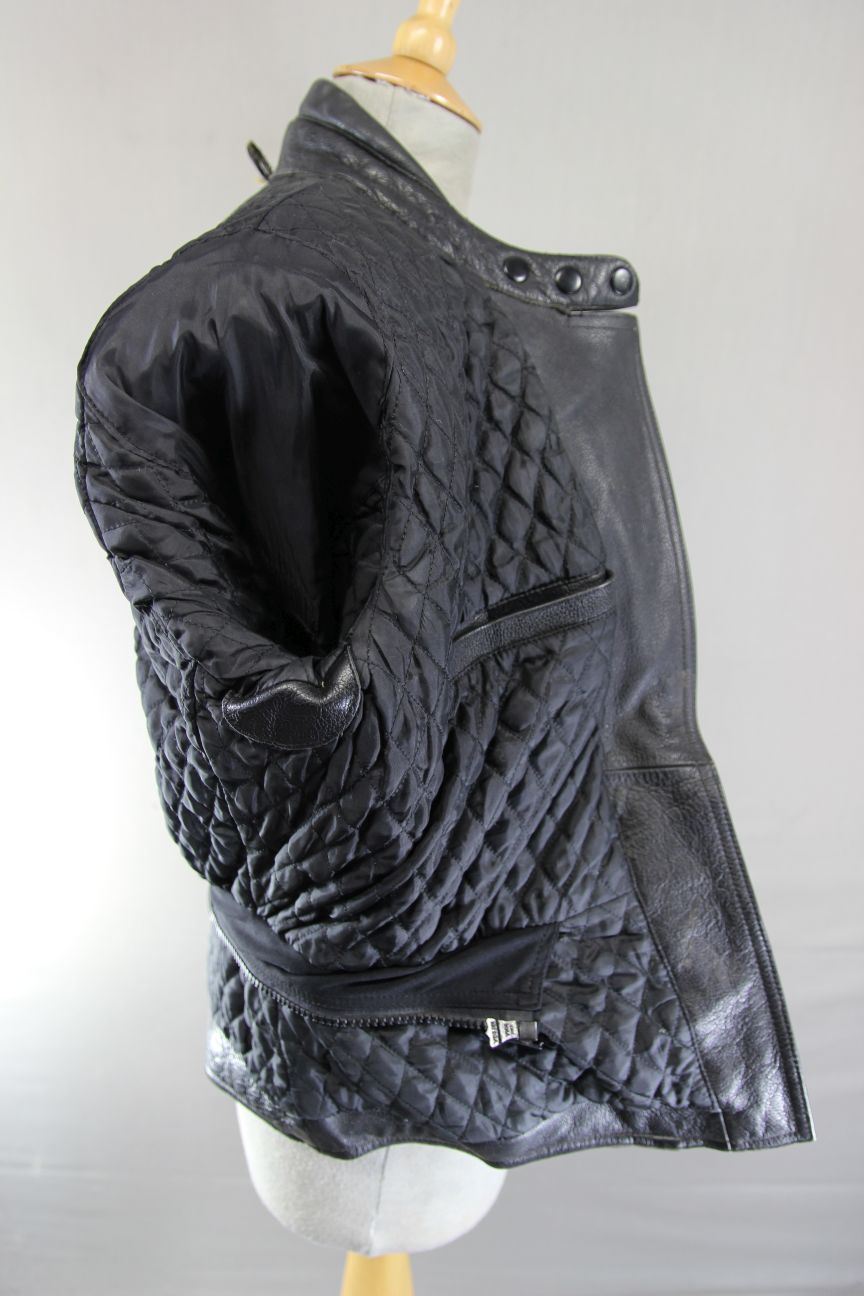 RIDER BLACK LEATHER BIKER JACKET WITH BACK PAD: SIZE 14/36-38"/EUROPEAN SIZE 40