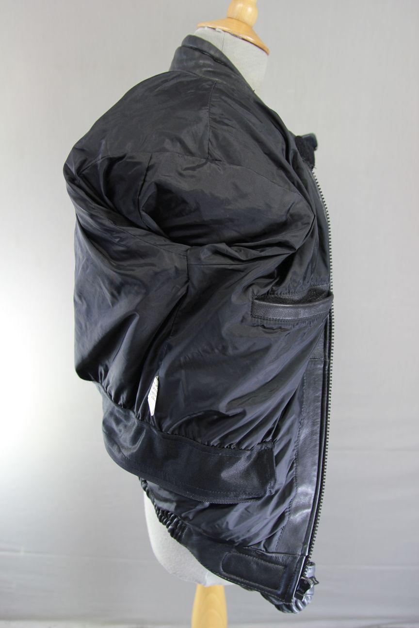 FRANK THOMAS COWHIDE LEATHER ARMASPORT BIKER JACKET WITH BACK PROTECTOR 40 INCH