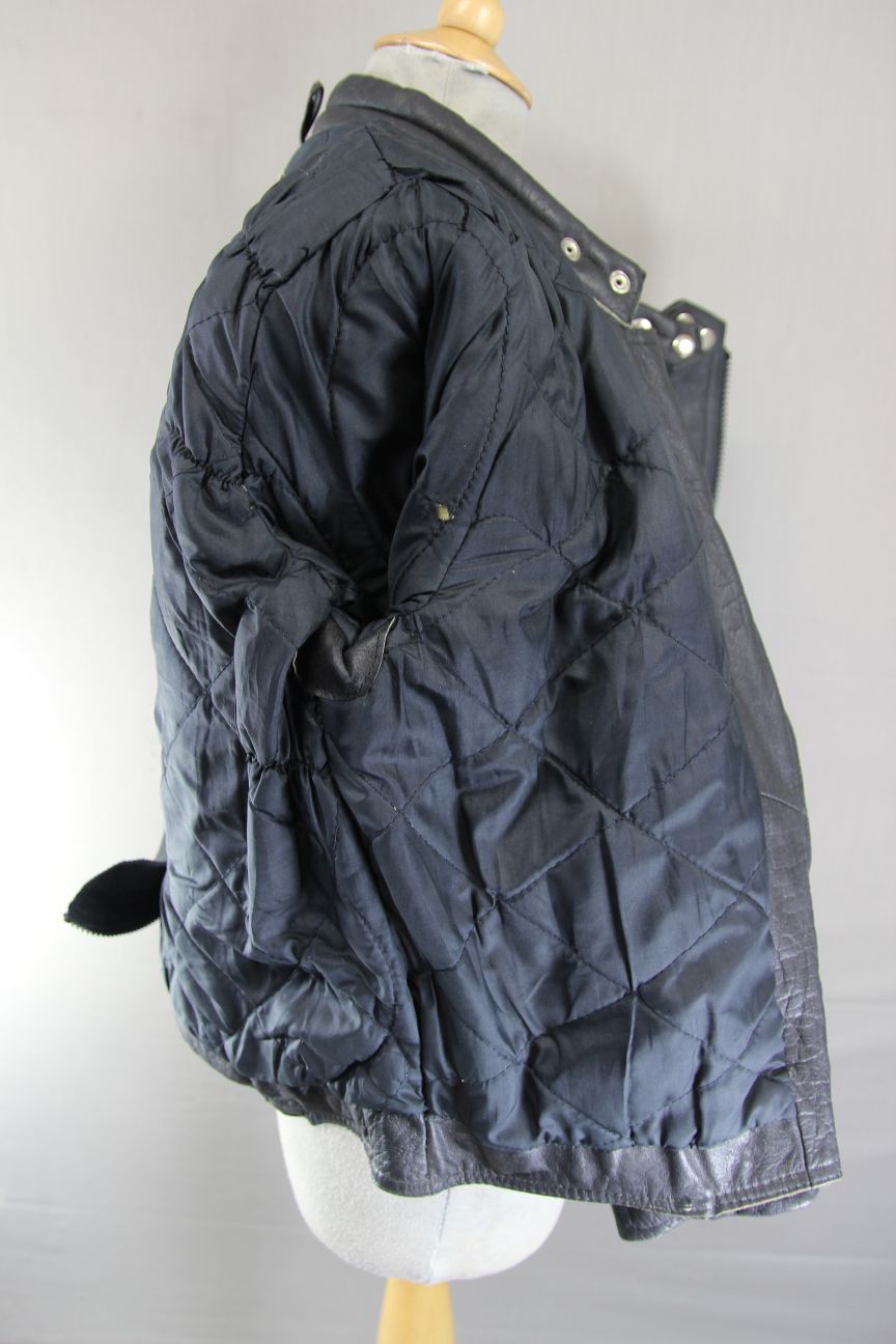 APACHE LEATHERS CLASSIC BLACK BIKER JACKET: SIZE 14 36-38 INCH CHEST