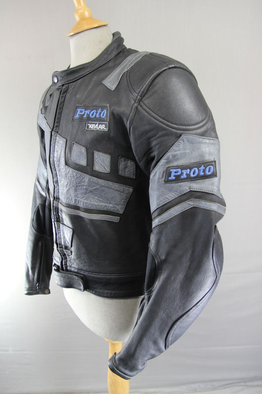 PROTO BLACK & SILVER LEATHER KEVLAR REINFORCED BIKER JACKET WITH PROTECTORS 40IN