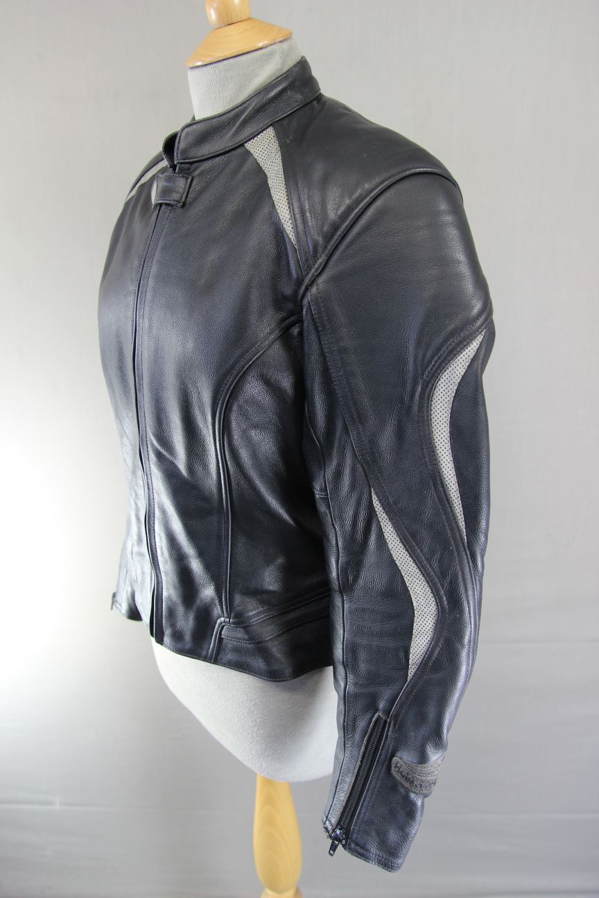 HEIN GERICKE BLACK LEATHER BIKER JKT + BACK, SHOULDER & ELBOW CE ARMOUR: SIZE 10