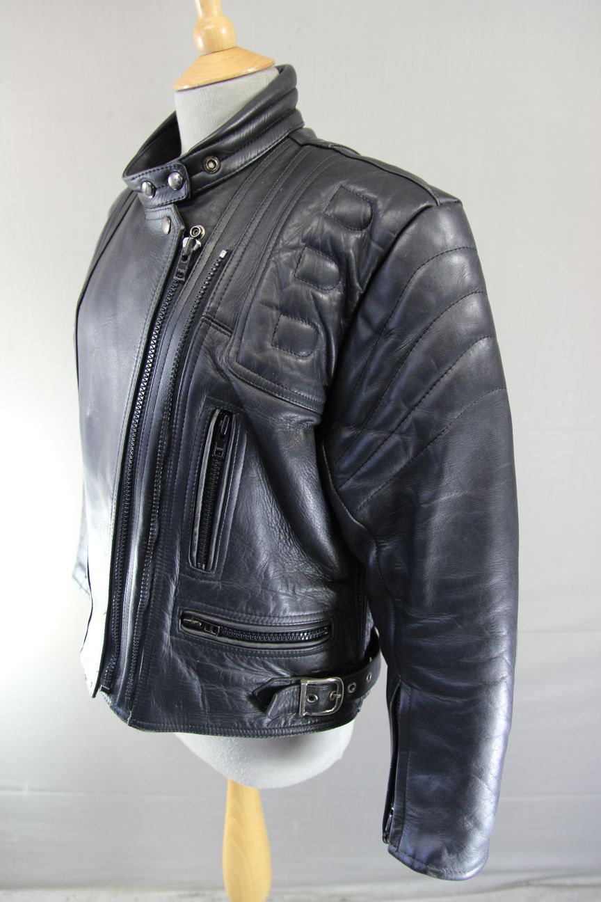 CLASSIC SPORTEX APOLLO BLACK LEATHER BIKER JACKET WITH BACK PROTECTOR: SIZE 16