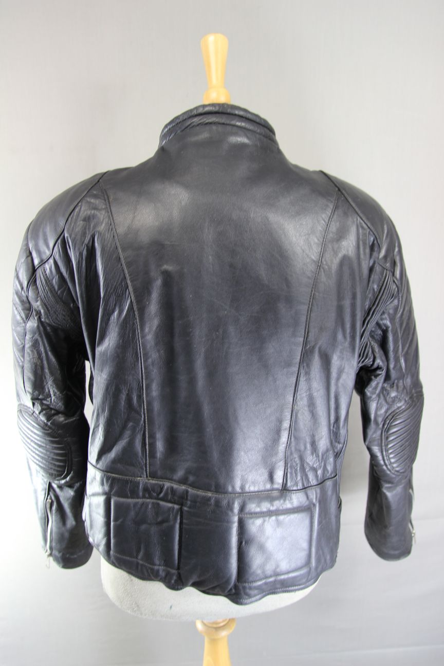 CLASSIC BASHIR BLACK LEATHER BIKER JACKET 42-44 INCH CHEST/LARGE