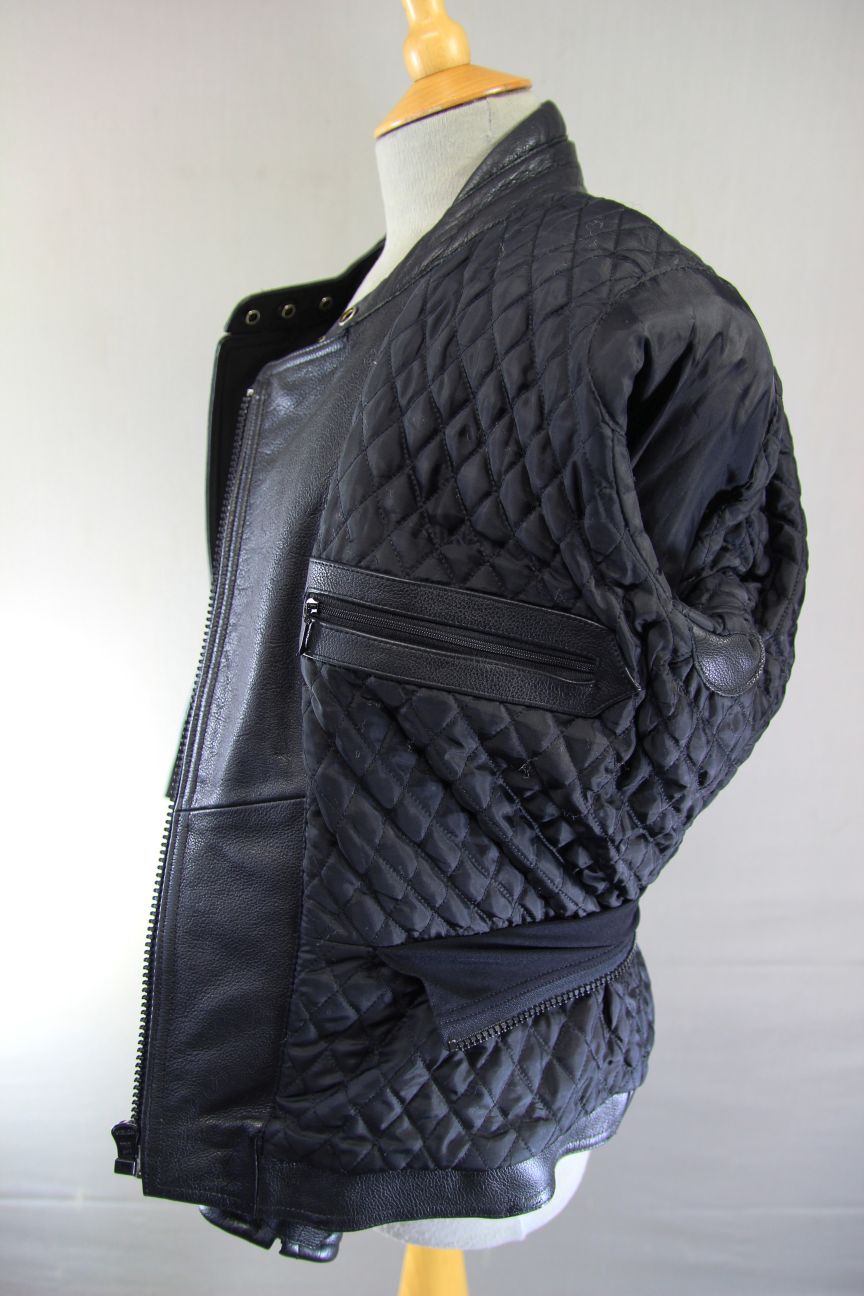 RIDER BLACK LEATHER BIKER JACKET WITH BACK PAD: SIZE 12/34-36"/EUROPEAN SIZE 38
