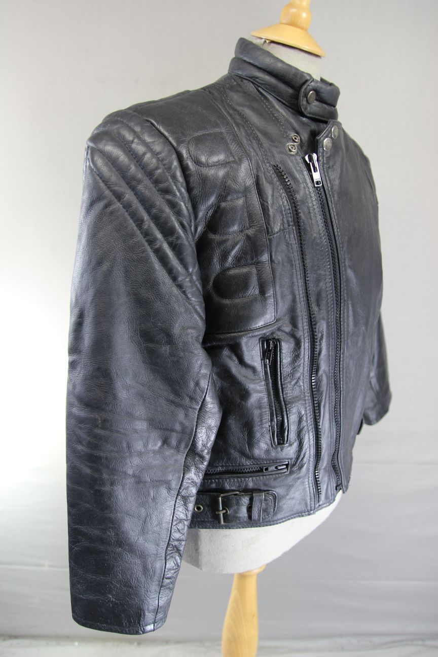 CLASSIC NEKI LEATHERLAND BLACK BIKER JACKET 40-42 INCH CHEST