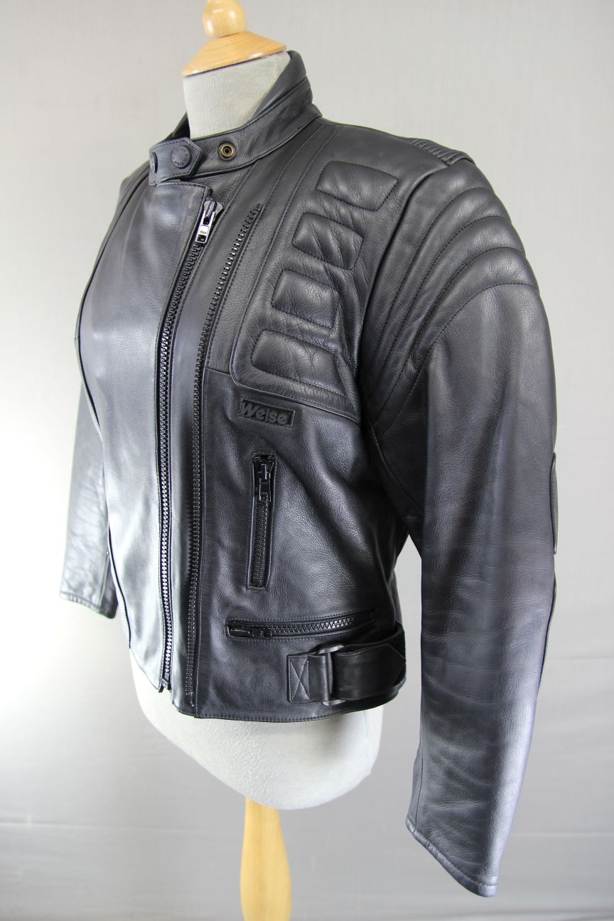 WEISE CLASSIC BLACK LEATHER BIKER JACKET WITH REMOVABLE BACK PROTECTOR: SIZE 12